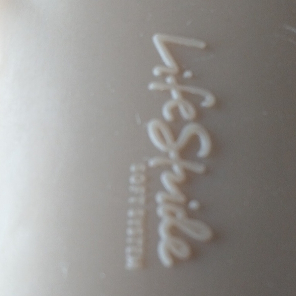 LIFE STRIDE TELLER SLINGBACK PUMP TENDER TAUPE, TAN PLATFORM HEELS. SIZE 8.5 W - Picture 12 of 15